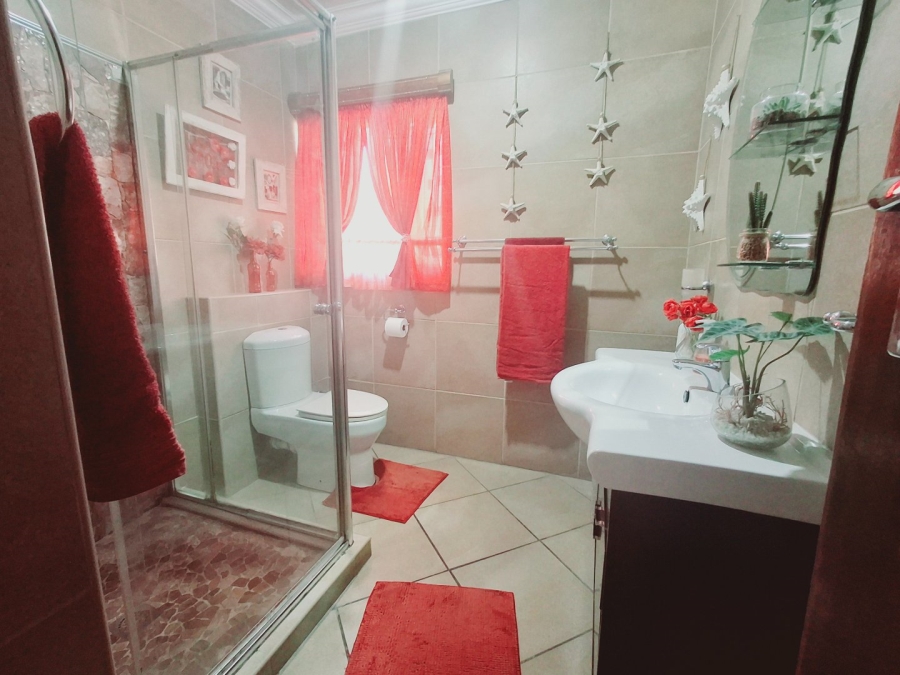 4 Bedroom Property for Sale in Vaalpark Free State